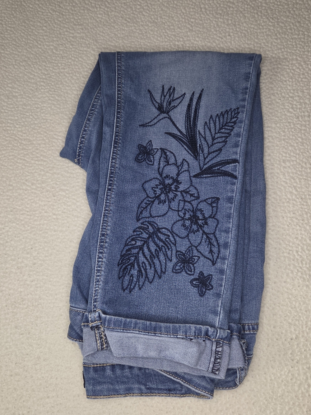 Blue Embroidered Ankle Cut Women’s Jeans By Earl Size 10 - Picture 4 of 13